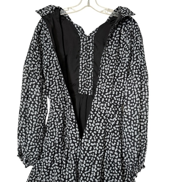 Black & White Floral Fit and Flare Long Sleeve Dress Size S - Picture 4 of 6